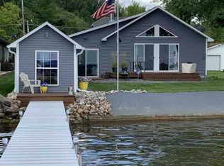 W5402 W Sandy Dr, Shawano, WI 54166