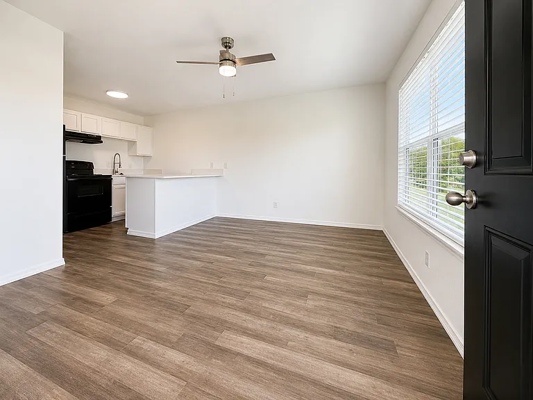 Alderview Apartments — Photo 8