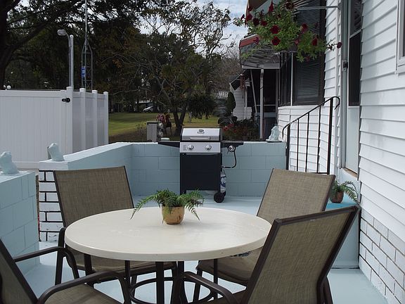 5th image of 16582 Avenida Del Lago