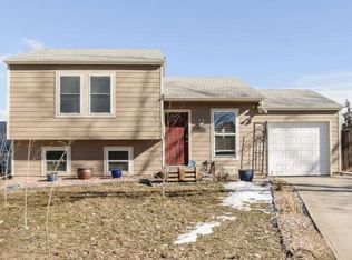 1902 Danube Way, Aurora, CO 80011