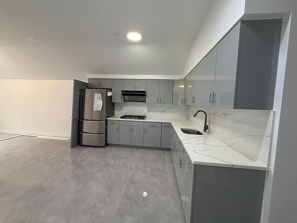 1st image of 4218 215th St #3