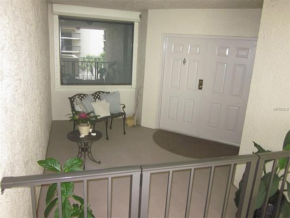 3rd image of 670 Island Way APT 406