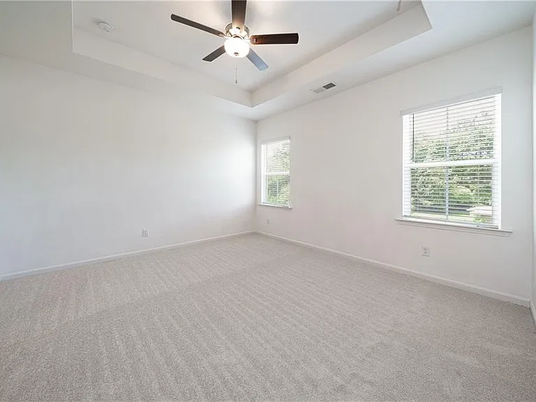307 Danville Ave — Photo 25