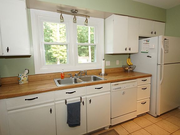 3rd image of 10104 Contessa Dr
