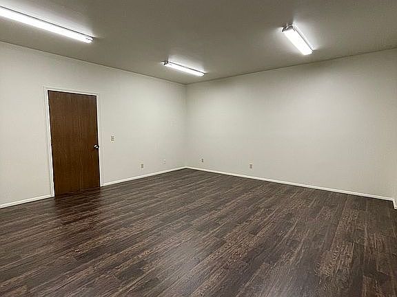 5th image of 158 Kingsley St