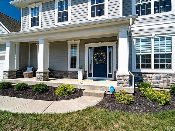 3rd image of 901 Sweeney Dr
