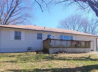 806 N Platte Ave, Edgerton, MO 64444