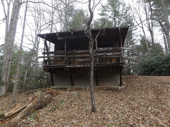 Archie Ave, Laurel Fork, VA 24352