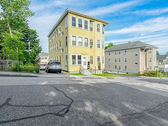 3rd image of 42 Adams St