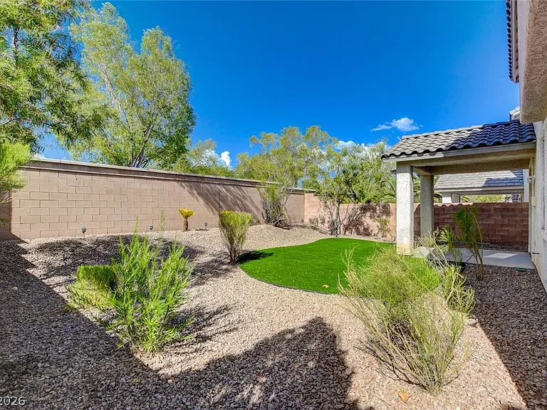 10808 Wallflower Ave — Photo 53