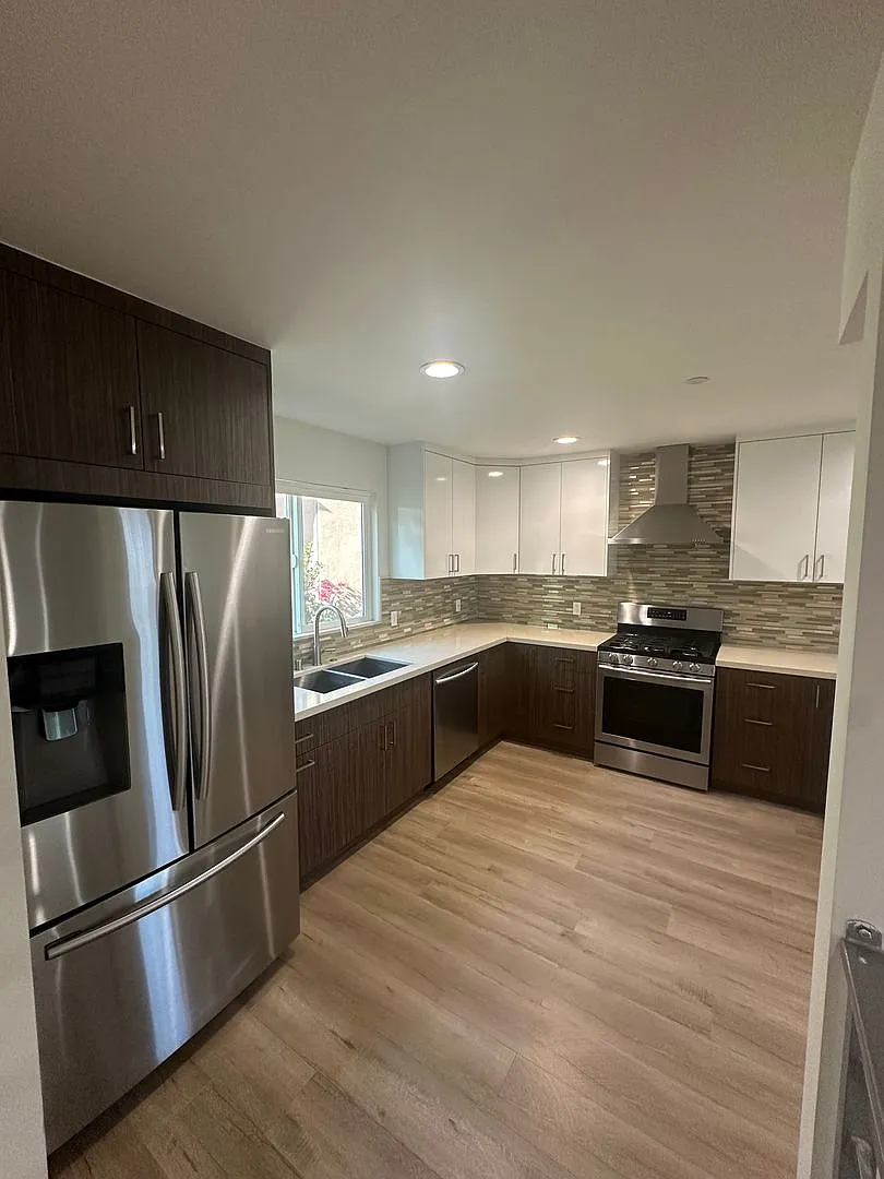 Spacious & Modern Tri-Level Townhome | 3 Bed, 2.5 Bath with Private Balcony — Photo 1