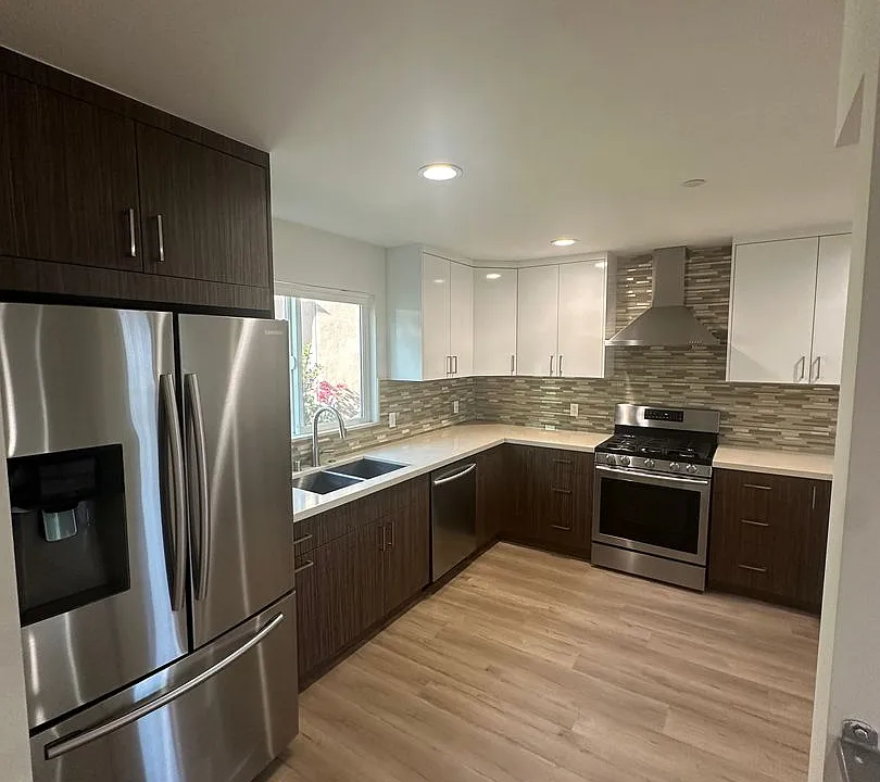 16561 Vine Ter #16561