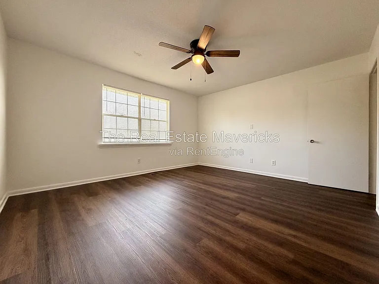 3638 Missionaire Ave — Photo 8