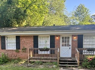 8523 Stonehurst Dr, Charlotte, NC 28214