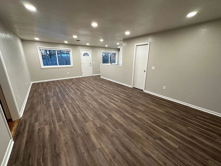 5407 George Ter — Photo 3