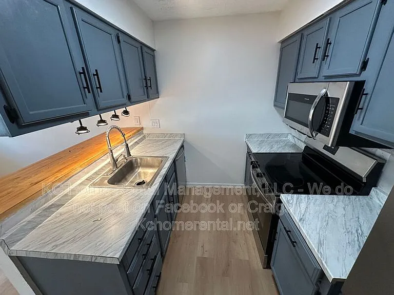 300 Osage St #A — Photo 5