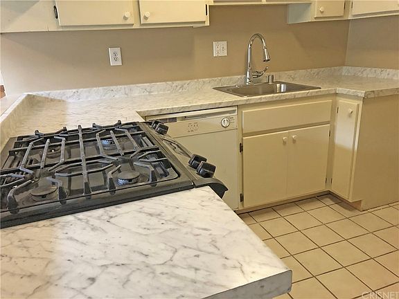 4th image of 10065 De Soto Ave Unit 211