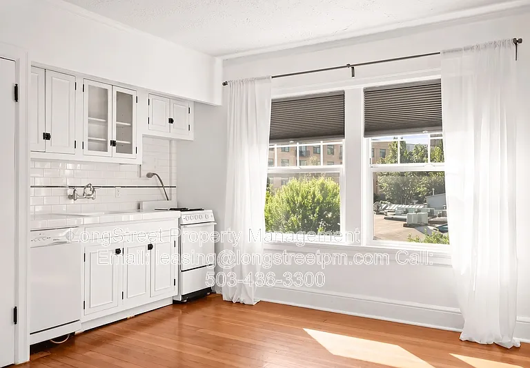 20 NW 16th Ave #406 — Photo 8