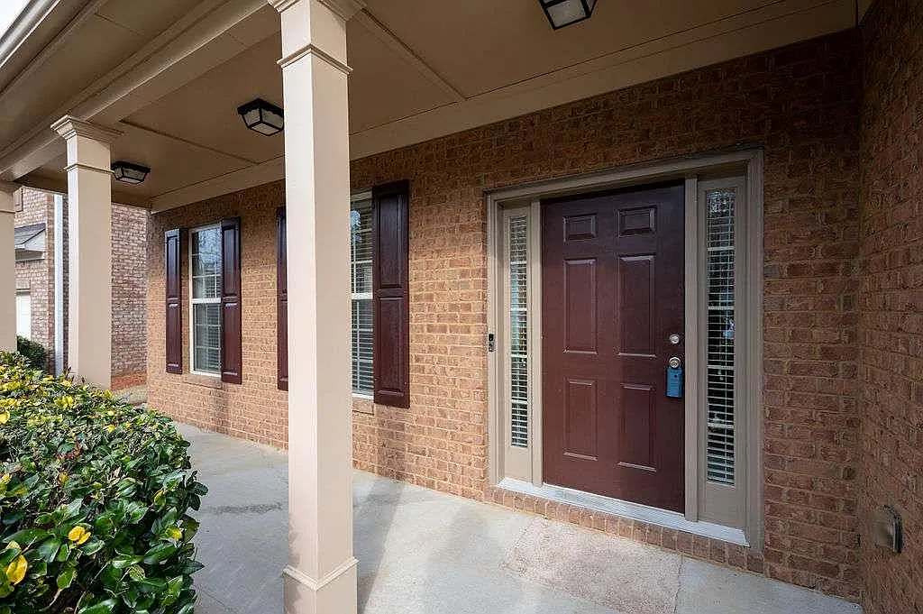 5 bed, 3.0 bath, $3,000 — Photo 4