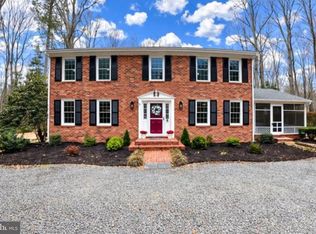 290 Monroe St, Montross, VA 22520