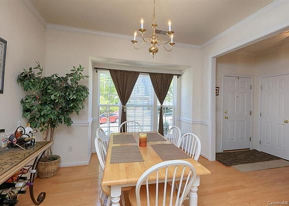 5th image of 9642 Sunset Grove Dr