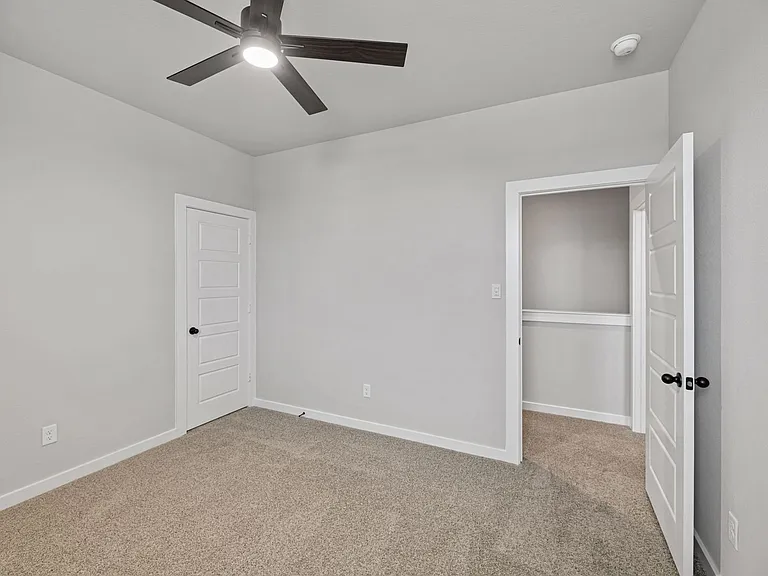 4265 Clovis Ct — Photo 20