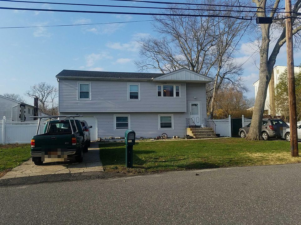 1st image of 25 2nd St