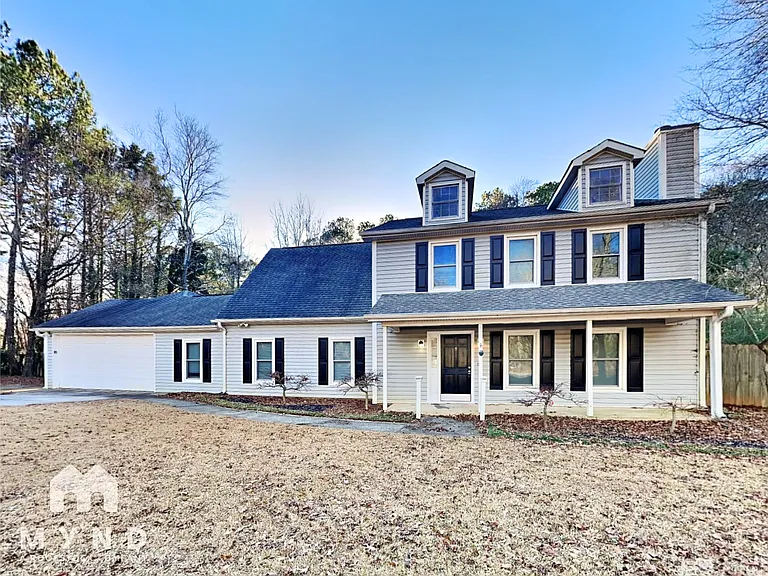 141 McElroy Rd — Photo 1