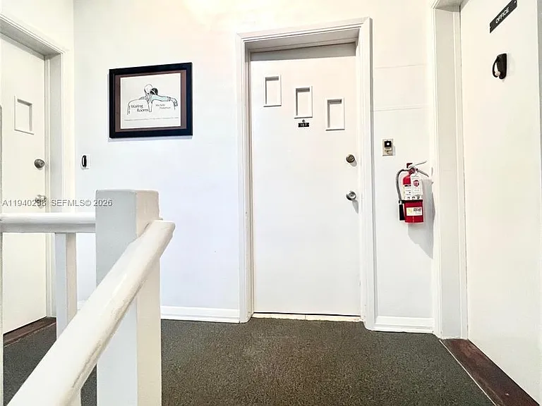 10178 Collins Ave #107 — Photo 32