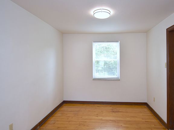 Separate Dining area with new mini-blinds and LED lighting throughout