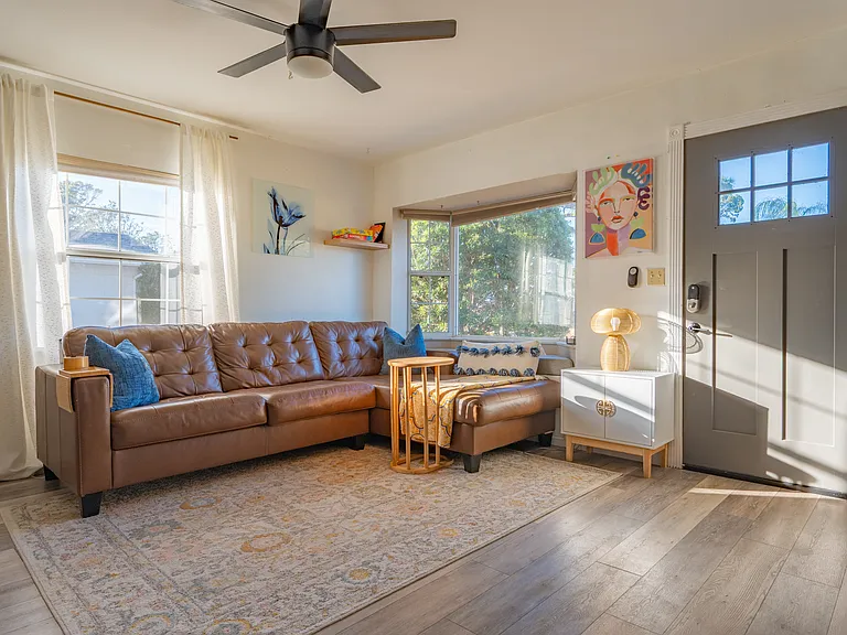 8536 Magnolia Dr — Photo 4