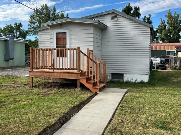 16 2nd Ave NW, Conrad, MT 59425