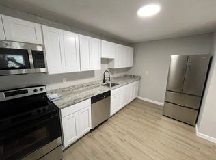 12 Lincoln St APT 11, Dover, NH 03820