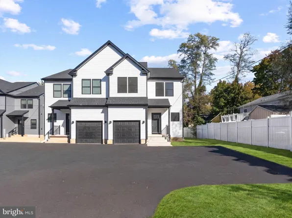 415 Almonesson Rd, Blackwood, NJ 08012