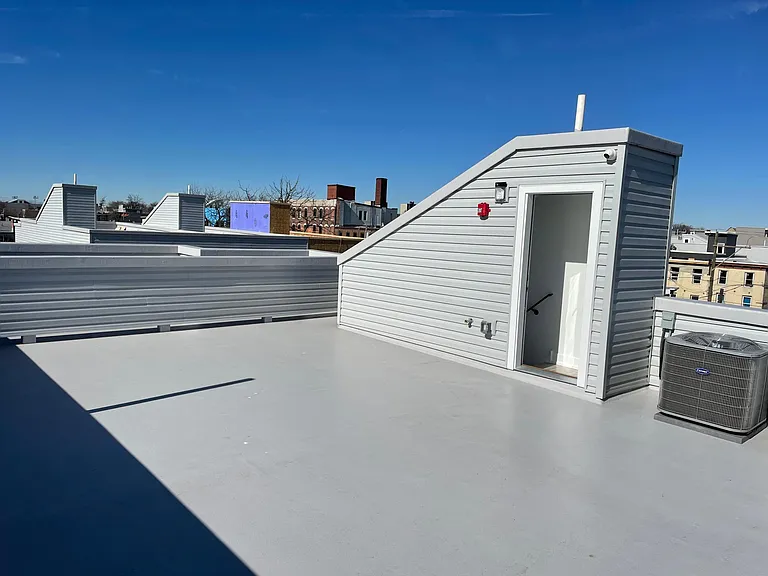 2041 N Reese St #2 — Photo 8