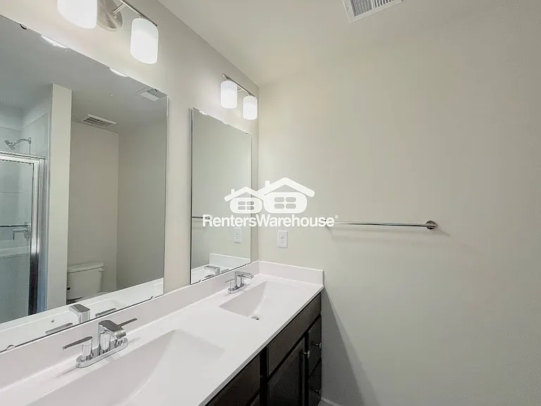 202 Reids Place Dr — Photo 18
