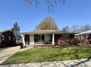 8303 Kinmore St, Dearborn Heights, MI 48127