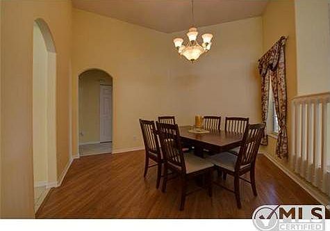 4th image of 1504 SW Mockingbird Cir