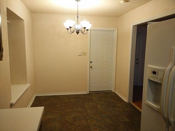 5th image of 2207 Cedarcrest Dr