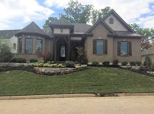 21 Medalist Way, Xenia, OH 45385