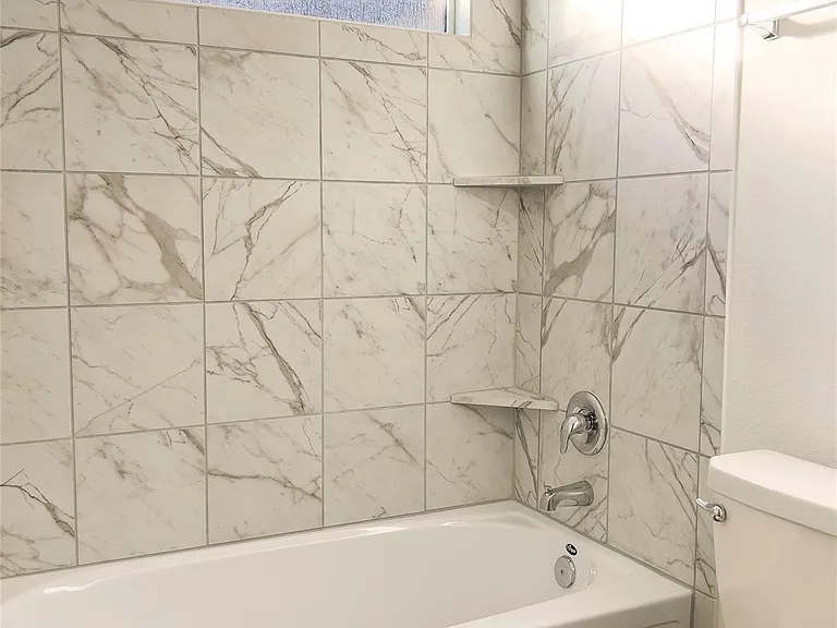 603 Waterway Ave — Photo 6