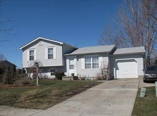 10328 N Park Dr, Lake City, PA 16423