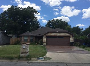3729 Neches St, Fort Worth, TX 76106