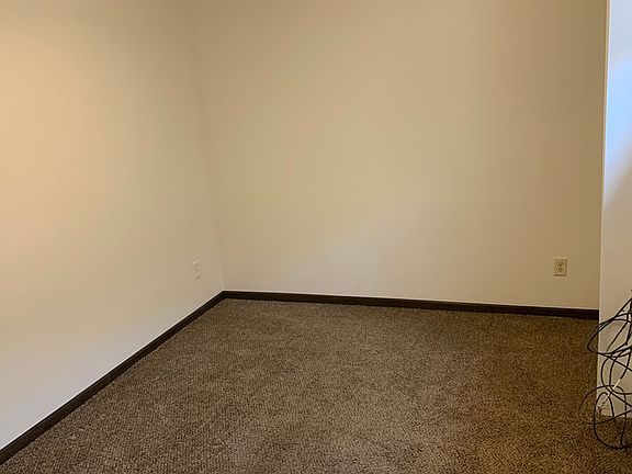 5th image of 123 Main Ave E APT 5