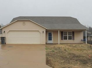 2107 Gabrielle St, Paragould, AR 72450