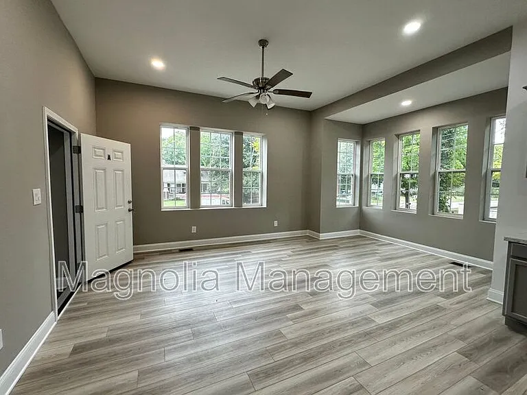 252 Gholson Ave #A — Photo 7