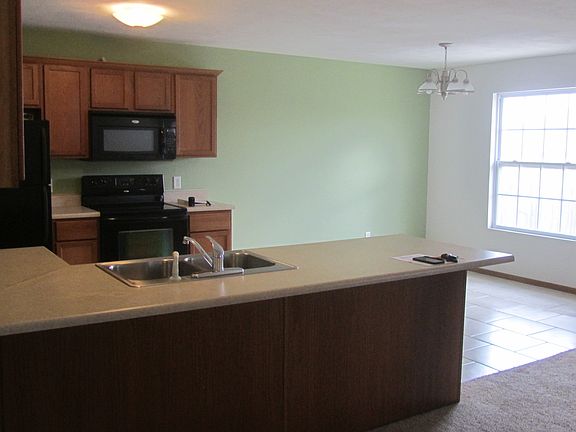 Open plan / eating area