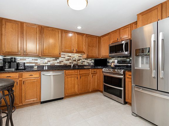 2nd image of 845 E 22nd St APT 219