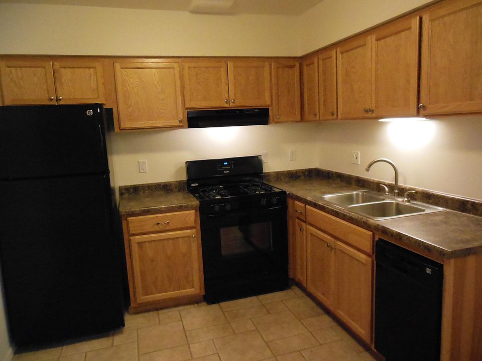 1st image of 410 S Westfall Ave #4