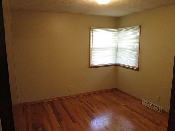 5th image of 2838 & 2842 D St #2842-D